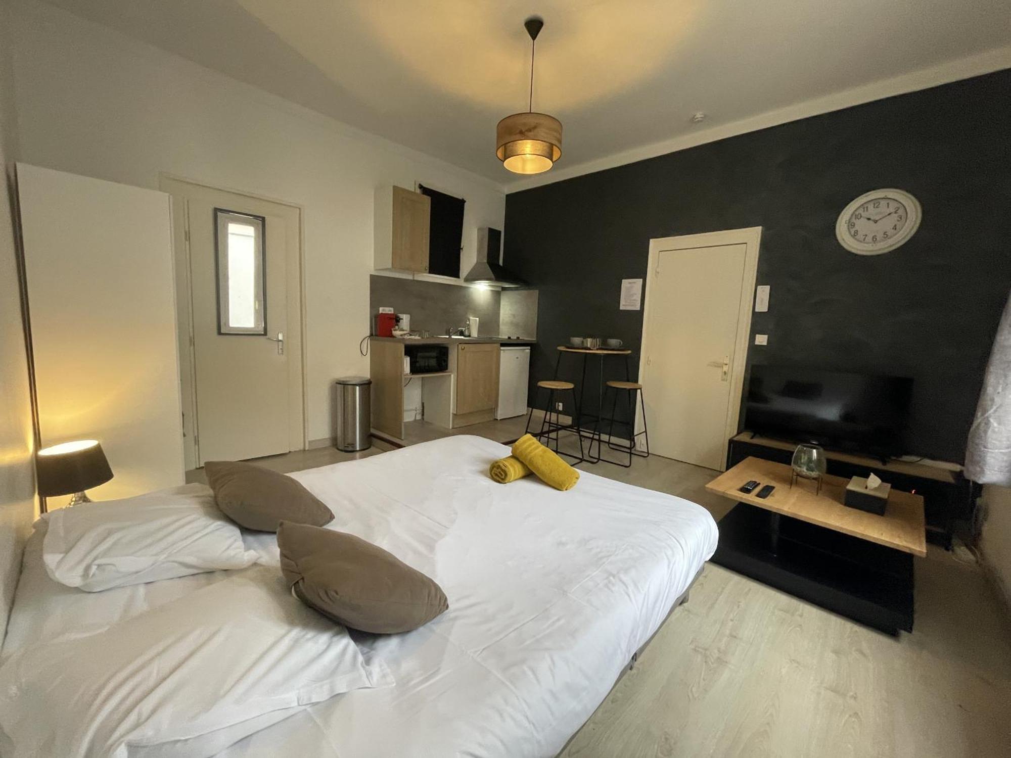 Rive Gauche - Riviere Sarthe - 2 Pers - Reve Au Mans Apartment Le Mans Bagian luar foto